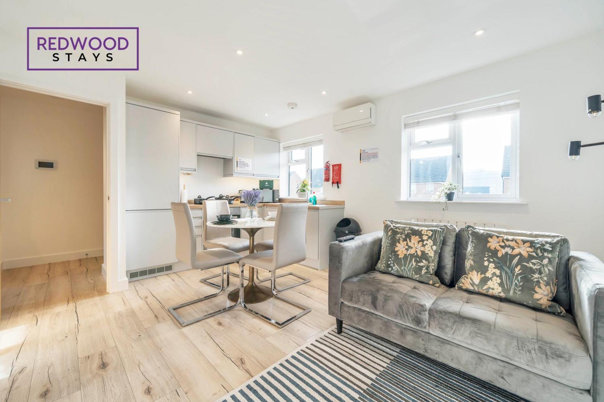 Modern Serviced Apartments For Contractors & Families With Free Parking, Wifi & Netflix By Redwood Stays Basingstoke Exteriér fotografie