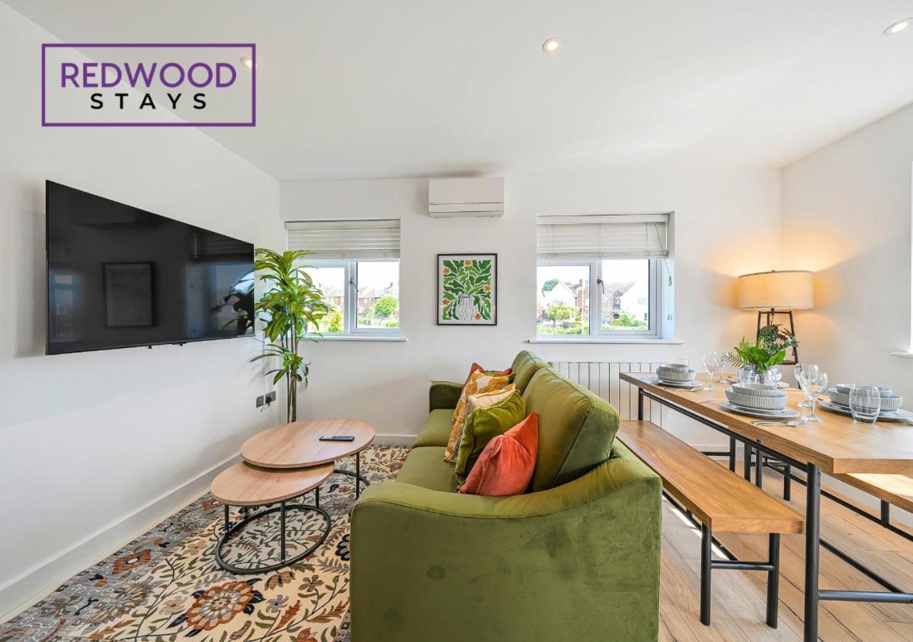 Modern Serviced Apartments For Contractors & Families With Free Parking, Wifi & Netflix By Redwood Stays Basingstoke Exteriér fotografie