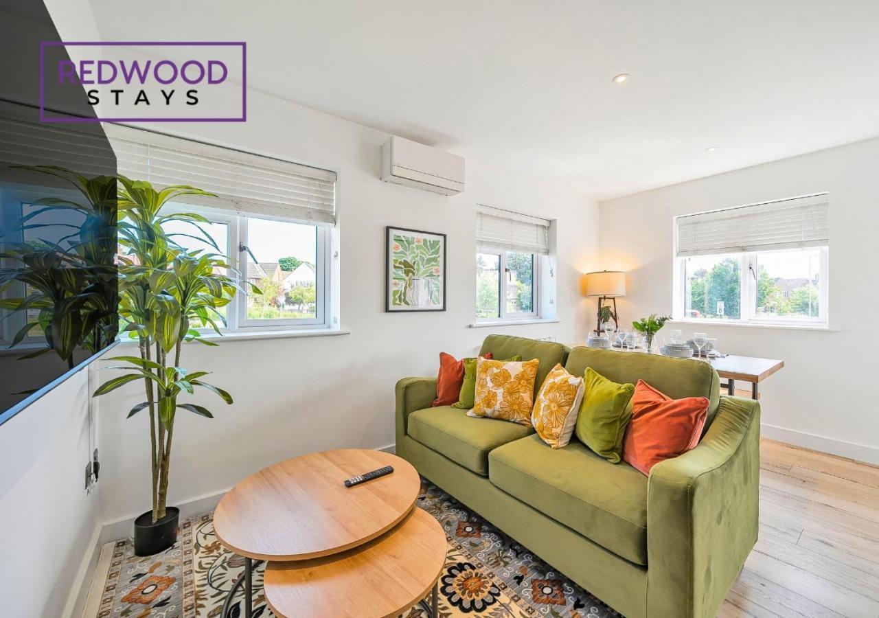Modern Serviced Apartments For Contractors & Families With Free Parking, Wifi & Netflix By Redwood Stays Basingstoke Exteriér fotografie